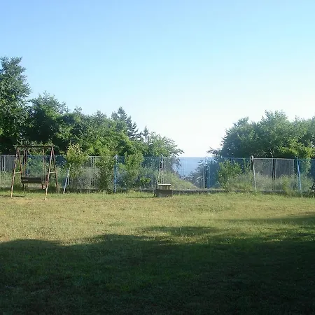 منتزه العطل Vestony Bungalows أتوبول